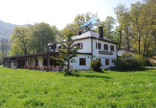 Ansicht des Hauses Gasthof, Tradition, Aschau, Chiemsee, Chiemgau, Einlieger, Wohnung, Bergblick, Berge